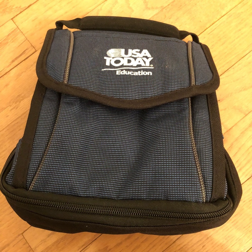 NEW Never Used Blue USA Today Lunch Box